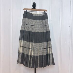 Vintage HIGHLAND QUEEN reversible pure virgin wool pleated skirt